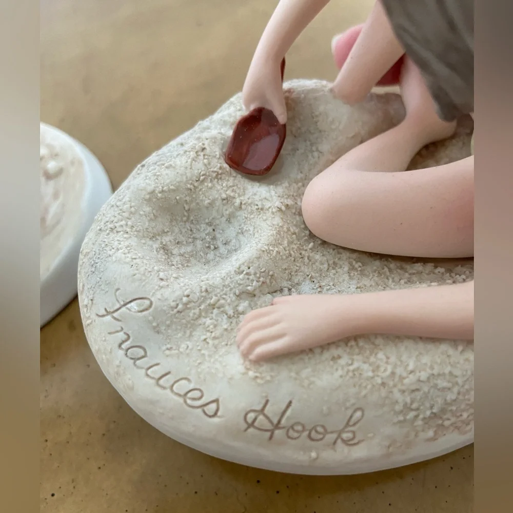 🖤 Set of 2 REMEMBER WHEN by Frances Hook Girls Beach Figurines Sand Castles Soun